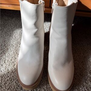 Dolce Vita Caster H2O Ankle Boots | 8